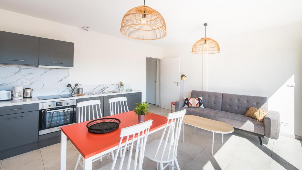 "Le Soleil Levant" Avec Balcon Et Parking Prive, 2 Adultes Et 1 Enfant Sarlat-la-Canéda Buitenkant foto