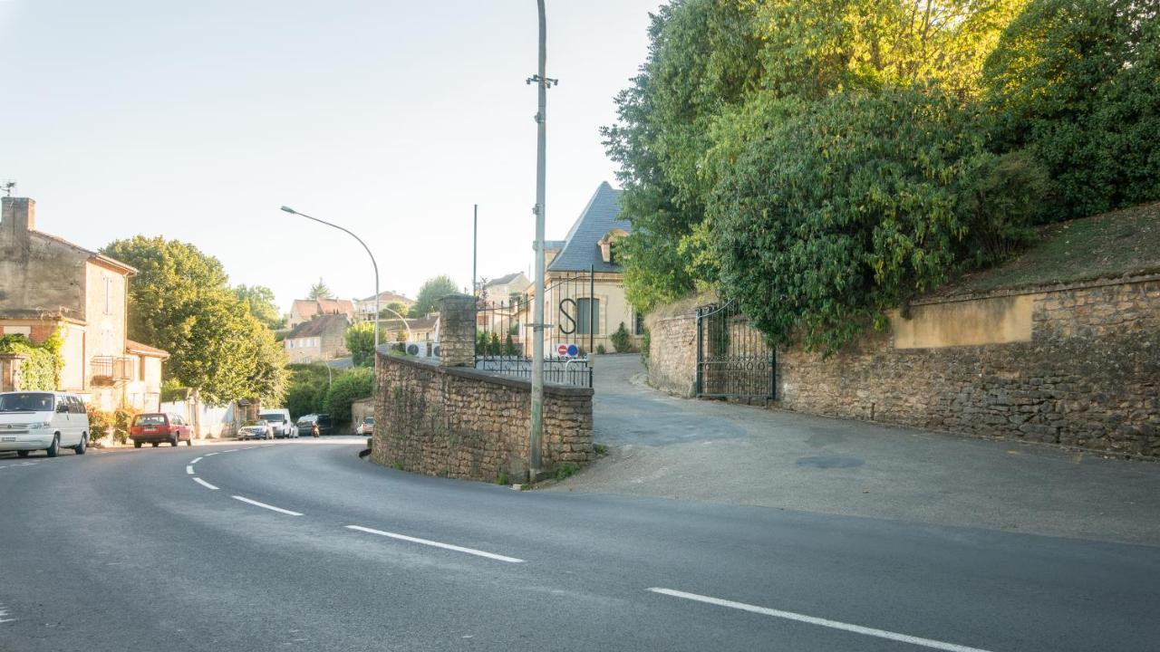 "Le Soleil Levant" Avec Balcon Et Parking Prive, 2 Adultes Et 1 Enfant Sarlat-la-Canéda Buitenkant foto